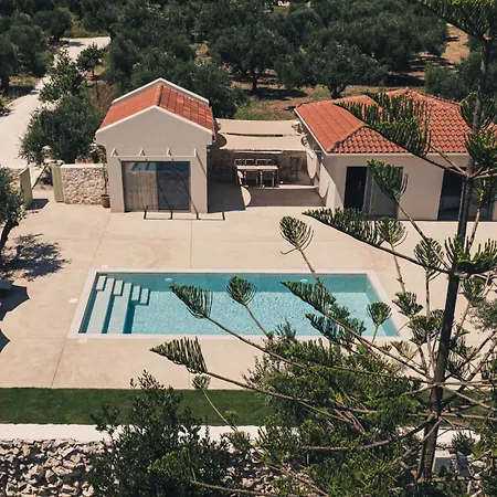 Alkinari Villa, By Tk Premium Vasilikí