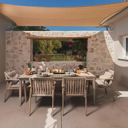 Alkinari Villa, By Tk Premium Villa Vasilikí